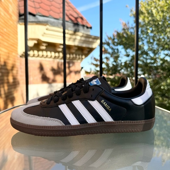 New Adidas Sambas Sneakers Shoes Vegan Black Gum Suede H01878 Womens 7.5 - Picture 7 of 9